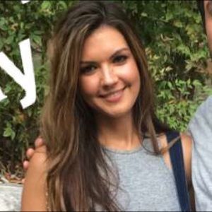 Meet your Posher, Claudia